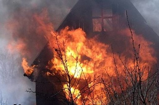В одному з сіл Сновського району під час пожежі будинку загинув чоловік