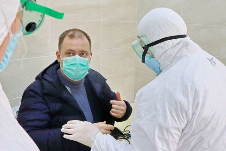 Більше 100 людей одужали від коронавірусу на Чернігівщині, але більше 150 захворіло