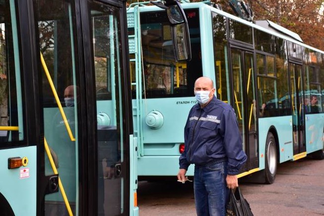 Тролейбусне управління Чернігова має величезні збитки через карантин