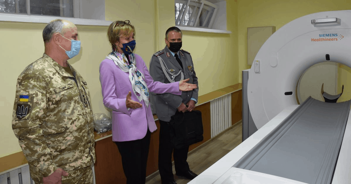 Медичне обладнання з Німеччини отримав військовий госпіталь Чернігова
