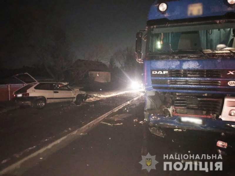 На Чернігівщині у ДТП загинула жінка та постраждали двоє дітей