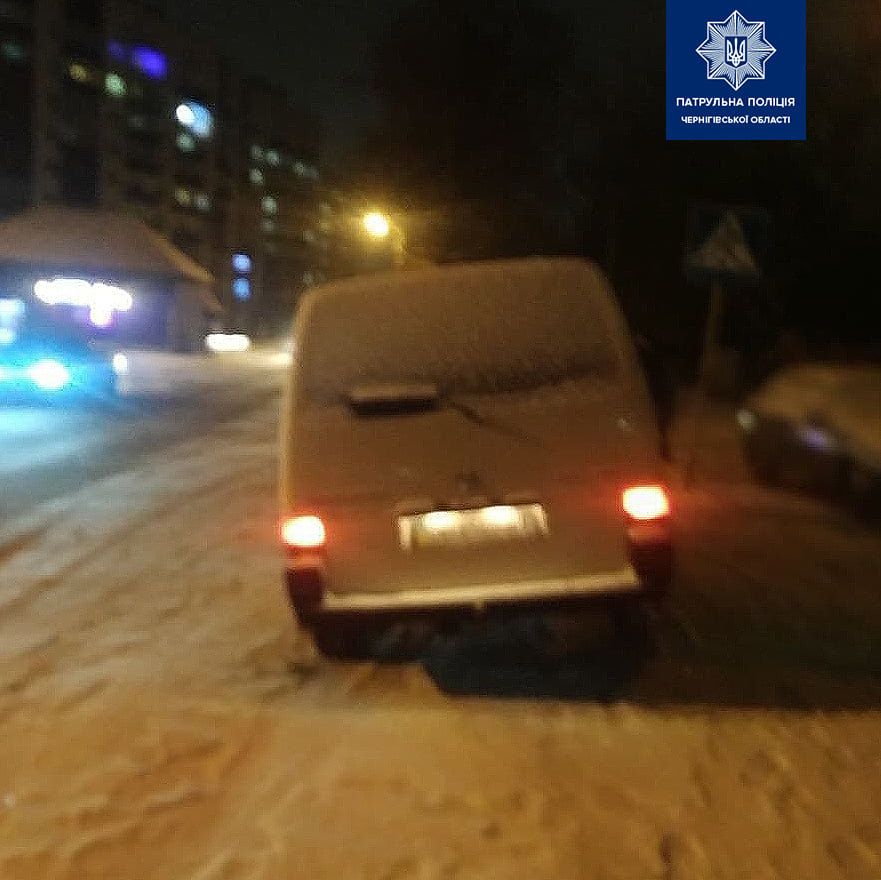 Обидва водії автівок, які не розминулися на одній з вулиць Чернігова, виявилися напідпитку