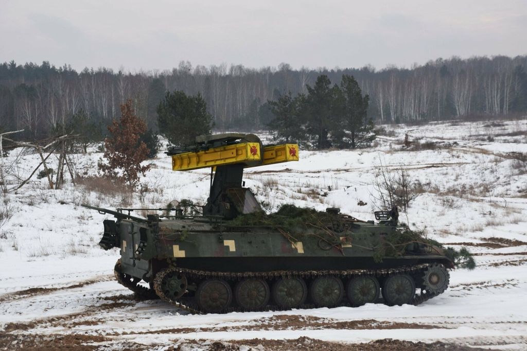 Тремтіли небо і земля: на Чернігівщині навчалися танкісти та «реактивники»