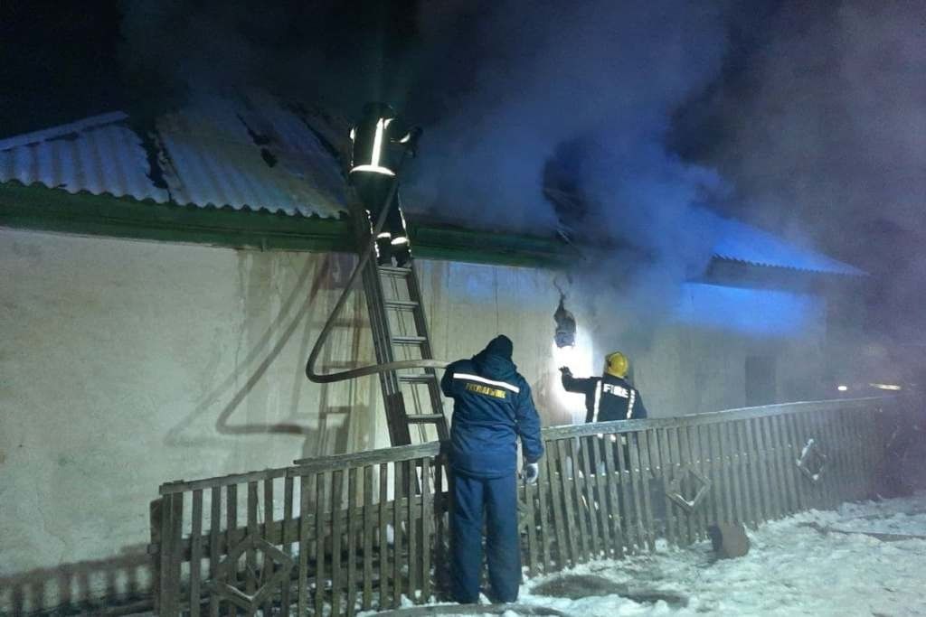 Протягом доби пожежі забрали життя двох жителів Чернігівщини, троє опинилися в лікарні
