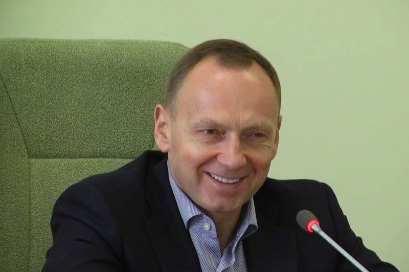 Атрошенко роздаватиме талановитим чернігівським діткам по 100 гривень