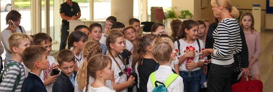 Усіх школярів у Чернігові розділять: початкові класи – в одній будівлі, старшокласники – в іншій