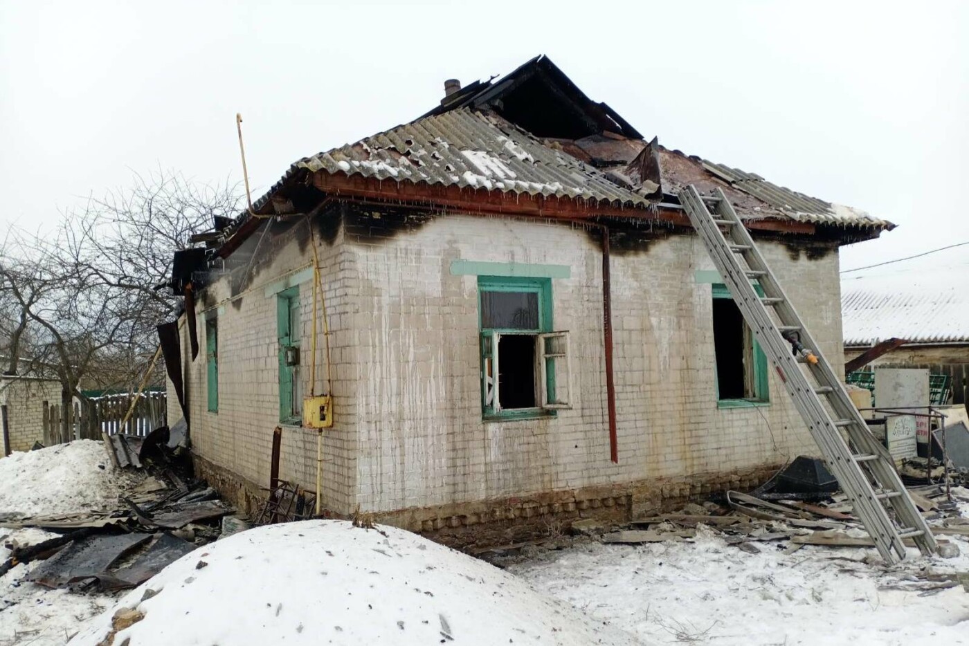Одна людина загинула, ще одна в лікарні: за добу на Чернігівщині сталося майже 10 пожеж