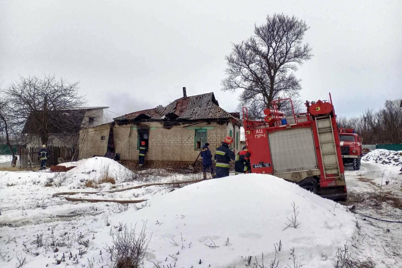 Одна людина загинула, ще одна в лікарні: за добу на Чернігівщині сталося майже 10 пожеж
