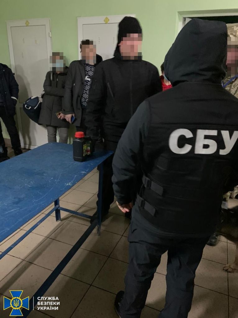 Вибухівка для росіян: на Чернігівщині спіймали контрабандиста
