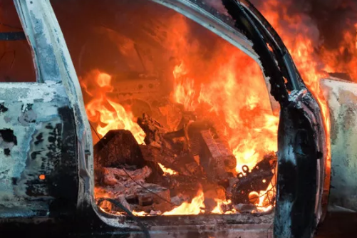 На Чернігівщині згорів автомобіль Ford Sierra