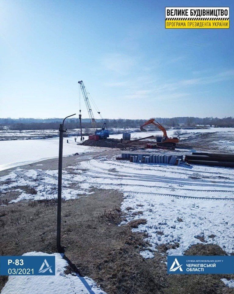 Для того аби відремонтувати міст через Снов на Чернігівщині почали зводити об’їзну дорогу