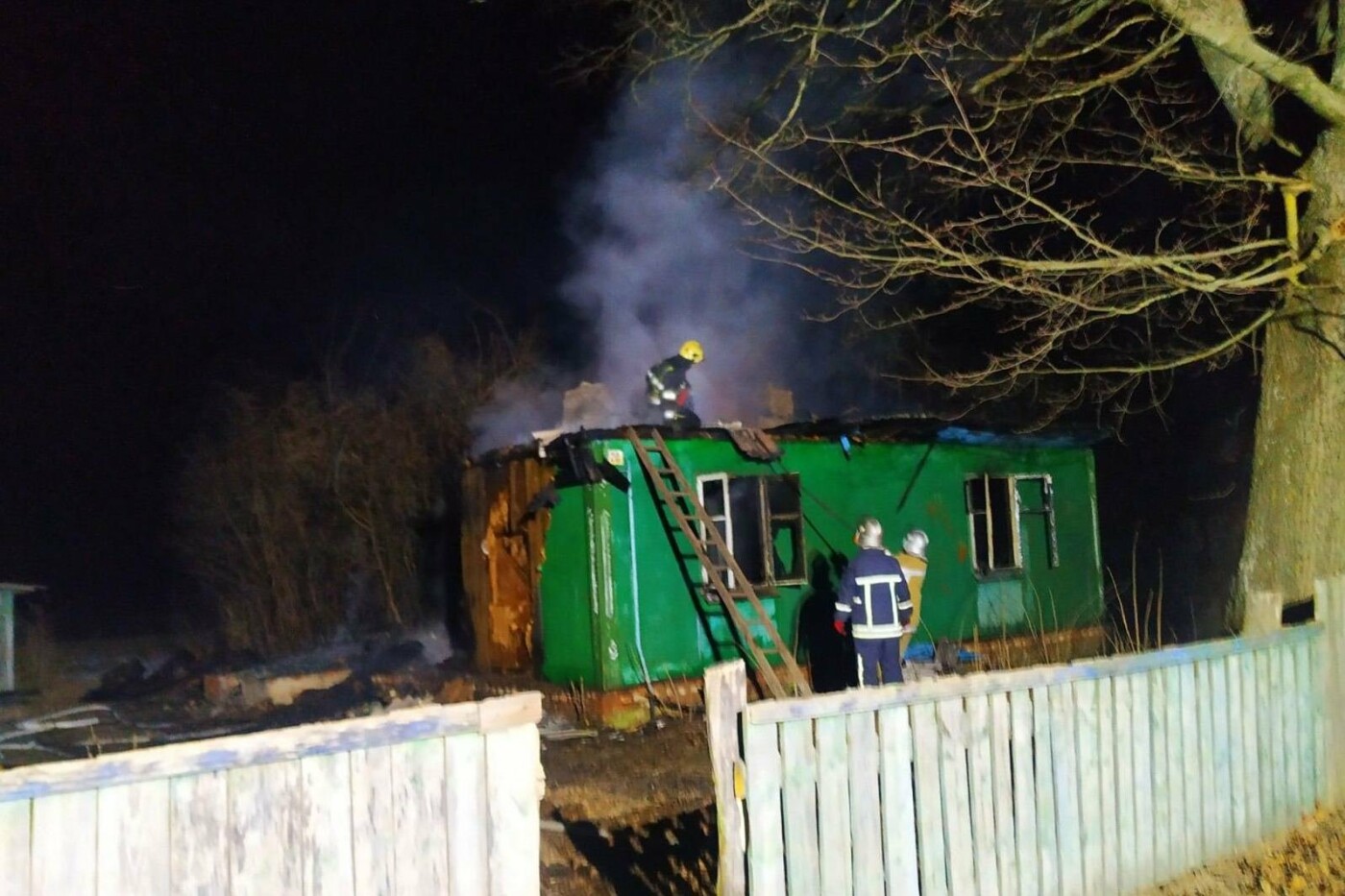 Не загасив недопалок і згорів разом з будинком: моторошна пожежа на Чернігівщині