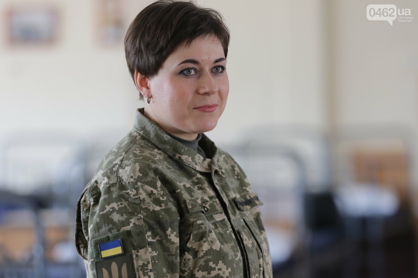 Залишила указку та обрала автомат