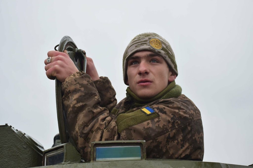 Точно в ціль: чернігівські армійці відпрацювали стрільбу з БМП