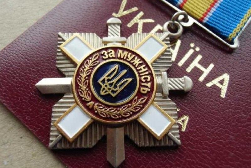 Президент відзначив чернігівського добровольця