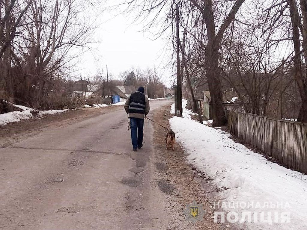 Двоє хлопців обікрали сільський магазин на Чернігівщині заради пива і цигарок