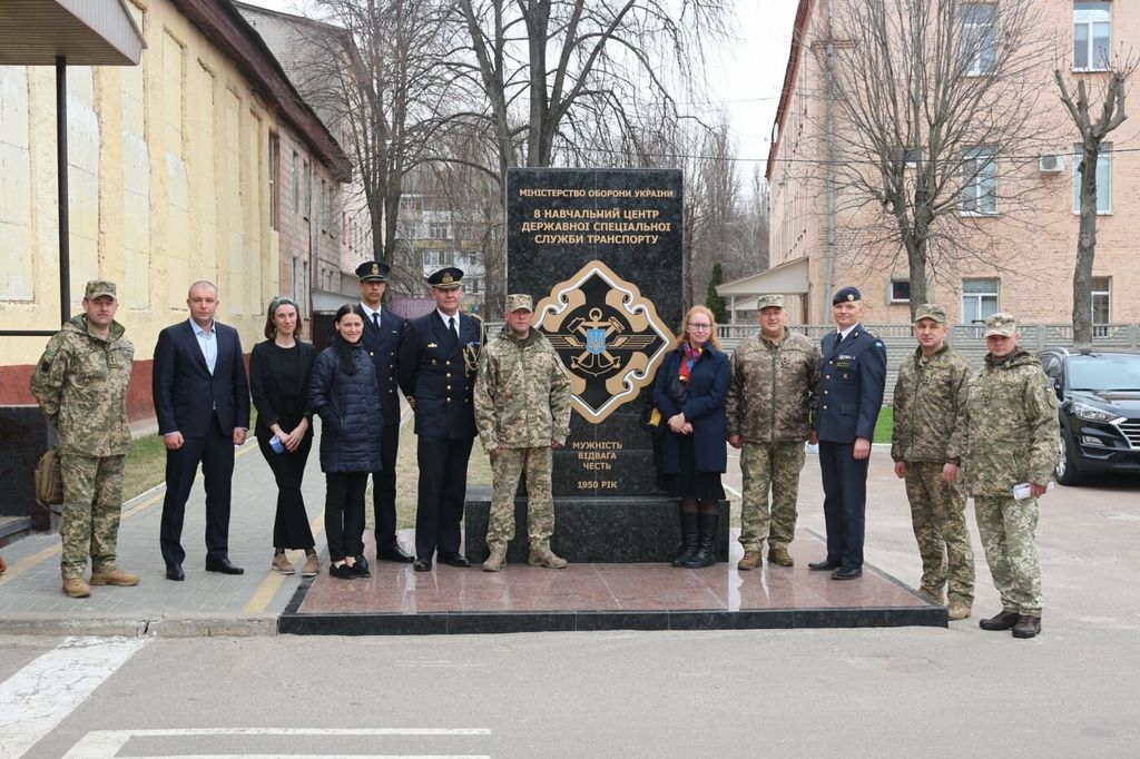 Армійці Збройних сил Швеції побували у Чернігові