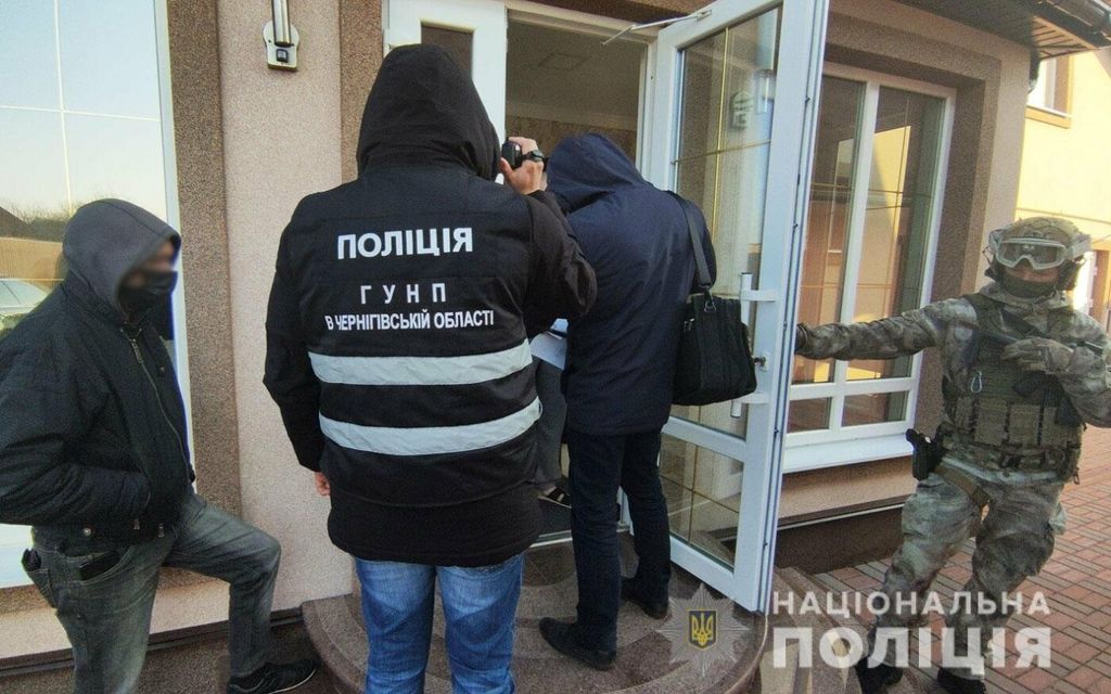 "Смотрящий" за нафтовиками-нелегалами на Чернігівщині може сісти за грати