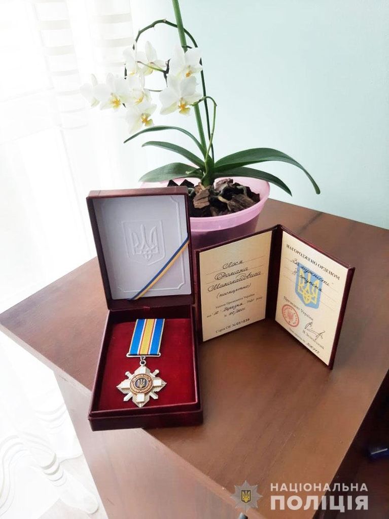 Родині загиблого на війні добровольця з Чернігівщини Романа Лося вручили орден