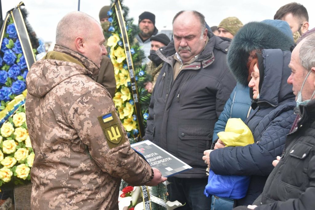 У Чернігові попрощалися із загиблим на війні Володимиром Шпаком