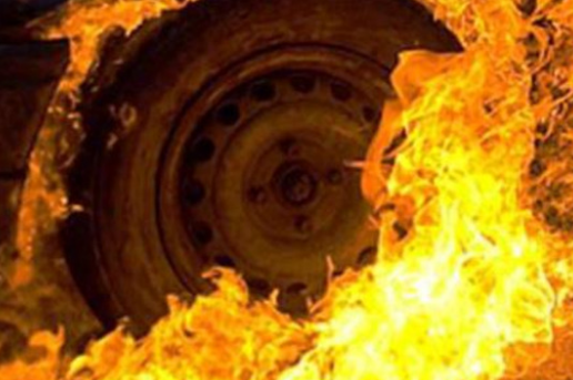 На Чернігівщині згоріла автівка