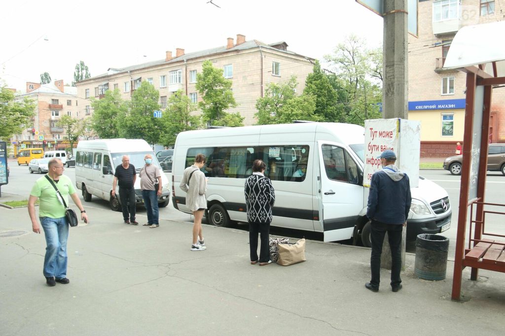 Проїзд у маршрутках «Чернігів-Київ» подорожчав на 30 гривень: як можна зекономити