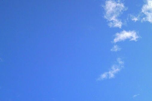 Над Черніговом помітили загадкові невідомі літаючі об’єкти (Відео)