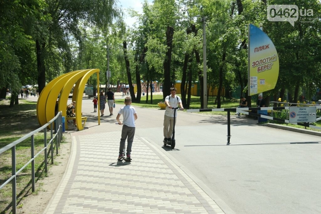 У Чернігові відкрили пляжний сезон. ФОТОРЕПОРТАЖ