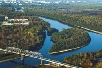 У Чернігові фіксують рекордно гарячу воду в річці Десна