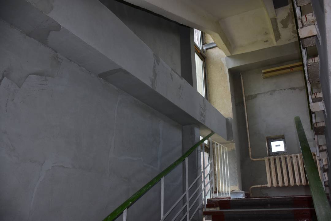Міську лікарню Чернігова ремонтують четвертий рік: коли планують завершити