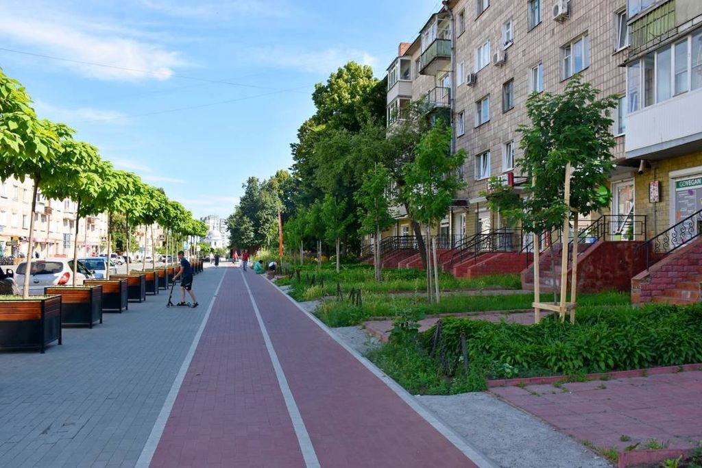 Комфортне місто: у Чернігові облаштовано більше 40 км велодоріжок