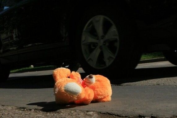 На проспекті Перемоги у Чернігові водій Volkswagen збив дитину