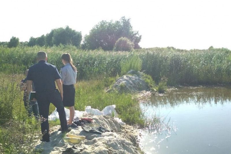 У ставку на Чернігівщині потонули двоє дітей