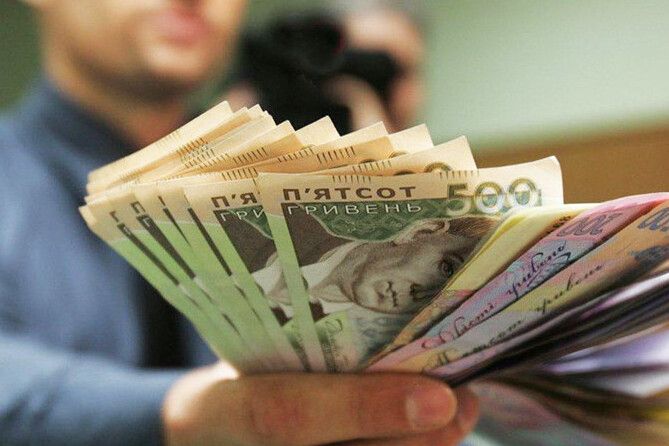 Більше 12 тисяч гривень становить середня зарплатня на Чернігівщині