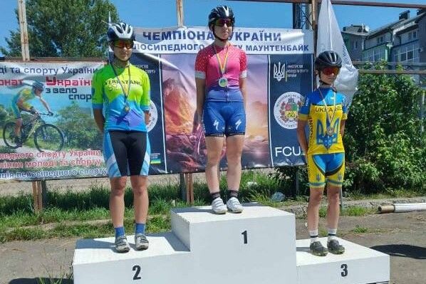 Чернігівські велосипедисти повернулися з всеукраїнських змагань із нагородами