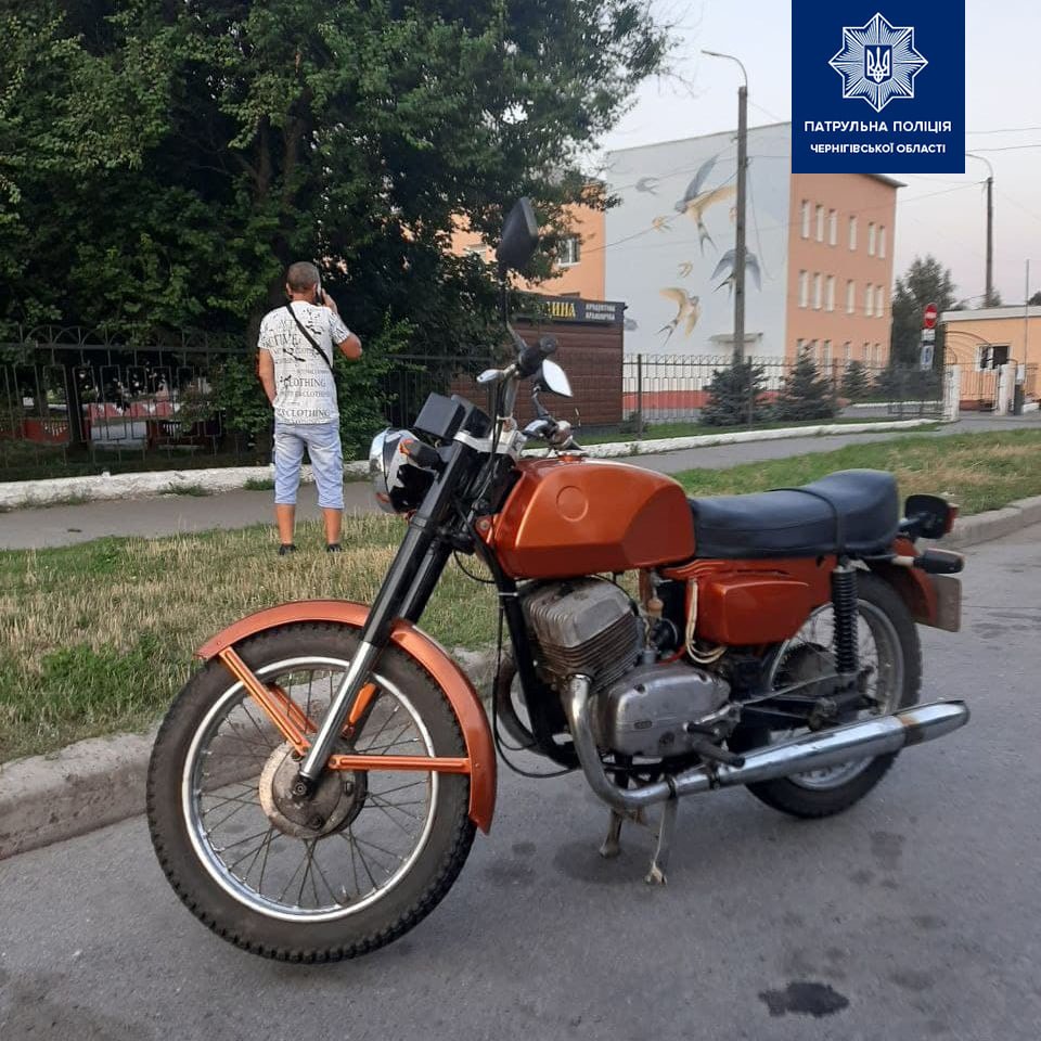 П‘яного мотоцикліста спіймали у Чернігові. Алкоголь у 12 разів перевищував норму