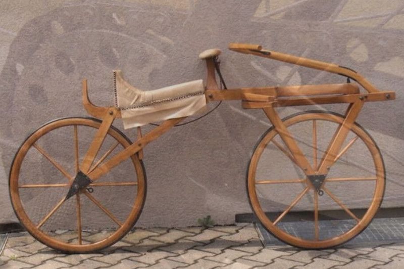 Про перші велосипеди і перегони у Чернігові зняли відеоролик