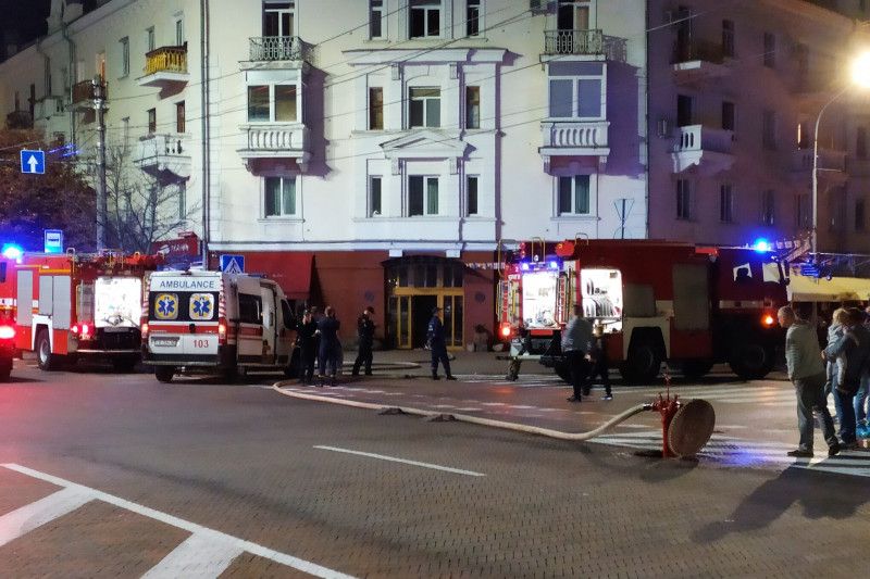 Подробиці пожежі у ресторані Чернігова: постраждав 18-річний хлопець