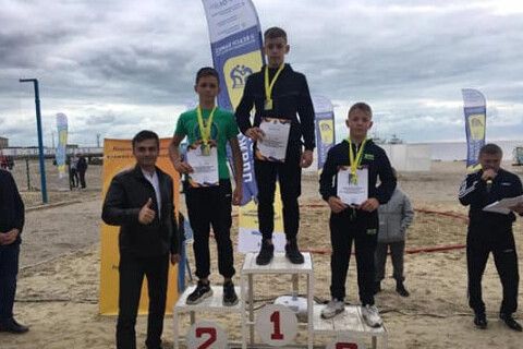 Менянин – чемпіон України з пляжної боротьби