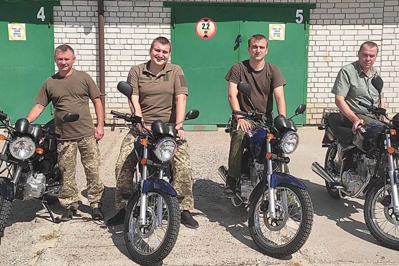 Лісівники Чернігівщини пересіли на мотоцикли