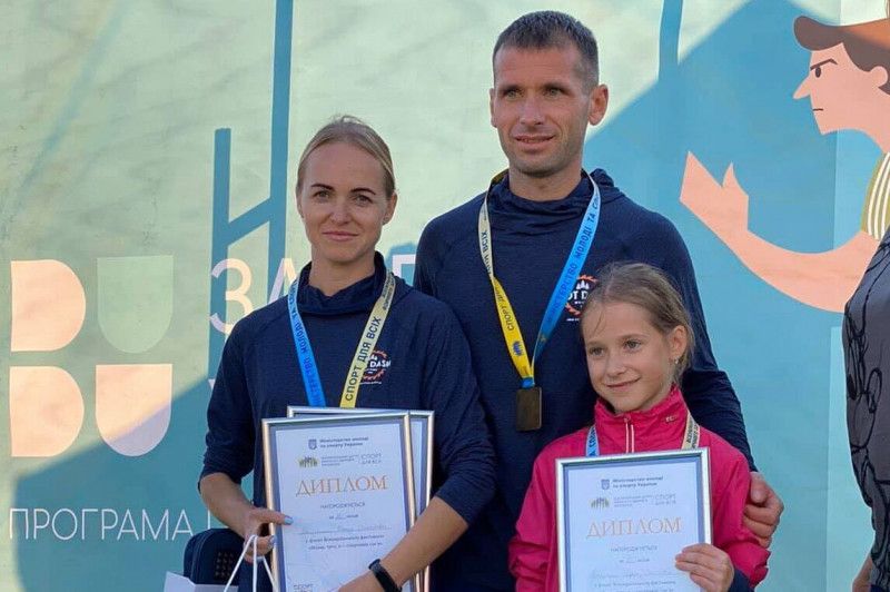 Чернігівська родина – у трійці переможців всеукраїнського фестивалю «Мама, тато, я – спортивна сім’я»