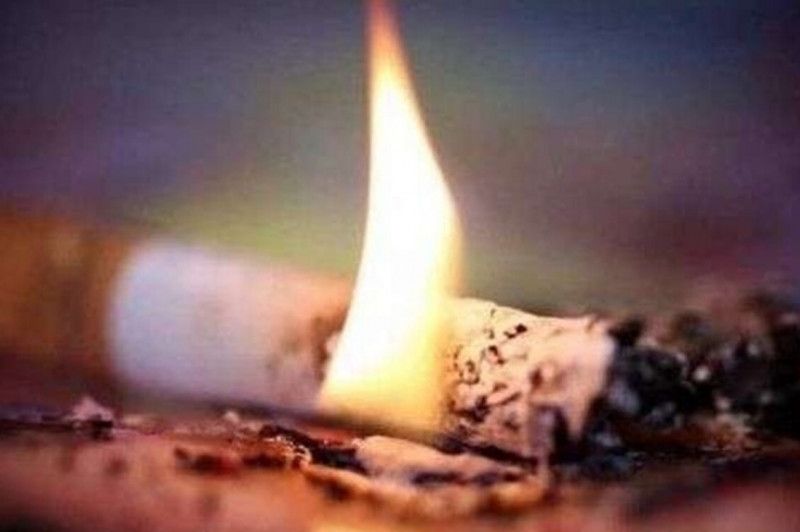 Необережність під час куріння: на Чернігівщині сталася пожежа