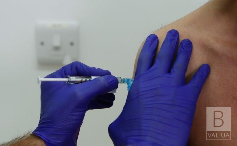 Де у Чернігові працюватимуть цього тижня центри масової вакцинації: адреси, вакцини, графік