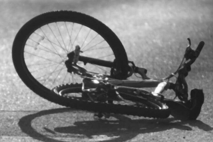 У Семенівці водій «Пежо» збив велосипедиста