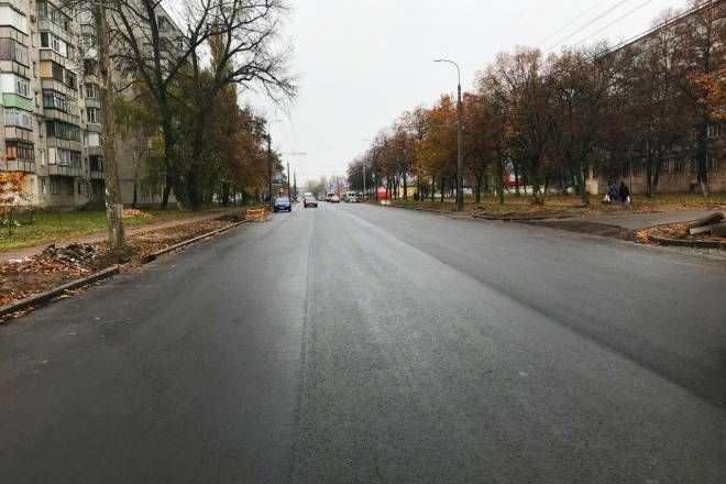 Вулиця Мазепи у Чернігові відтепер з новим асфальтом. ФОТО