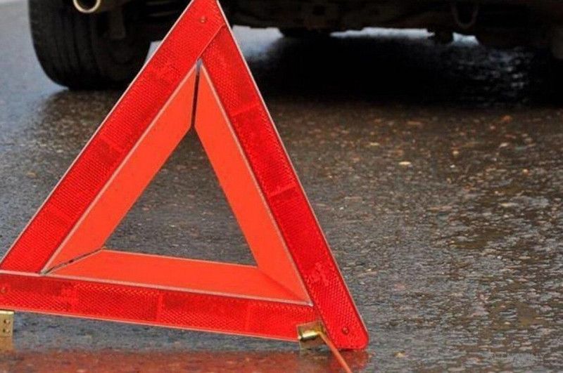 На Чернігівщині у ДТП потрапила поліцейська машина