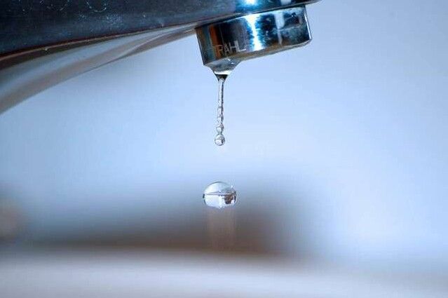 Порив водопроводу: жителі Чернігова без води