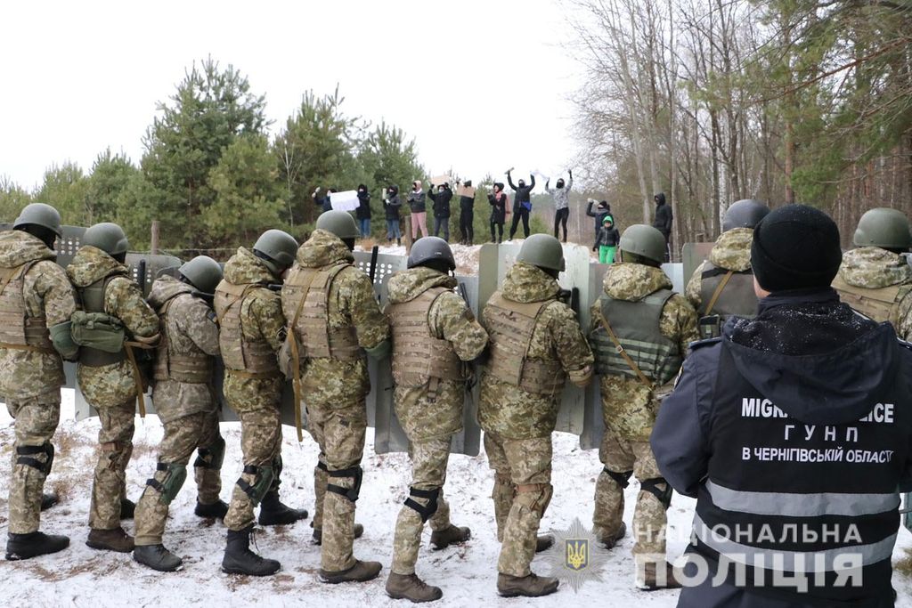 На Чернігівщині в рамках спецоперації «Полісся» відбулися навчання підрозділів системи МВС. ФОТО