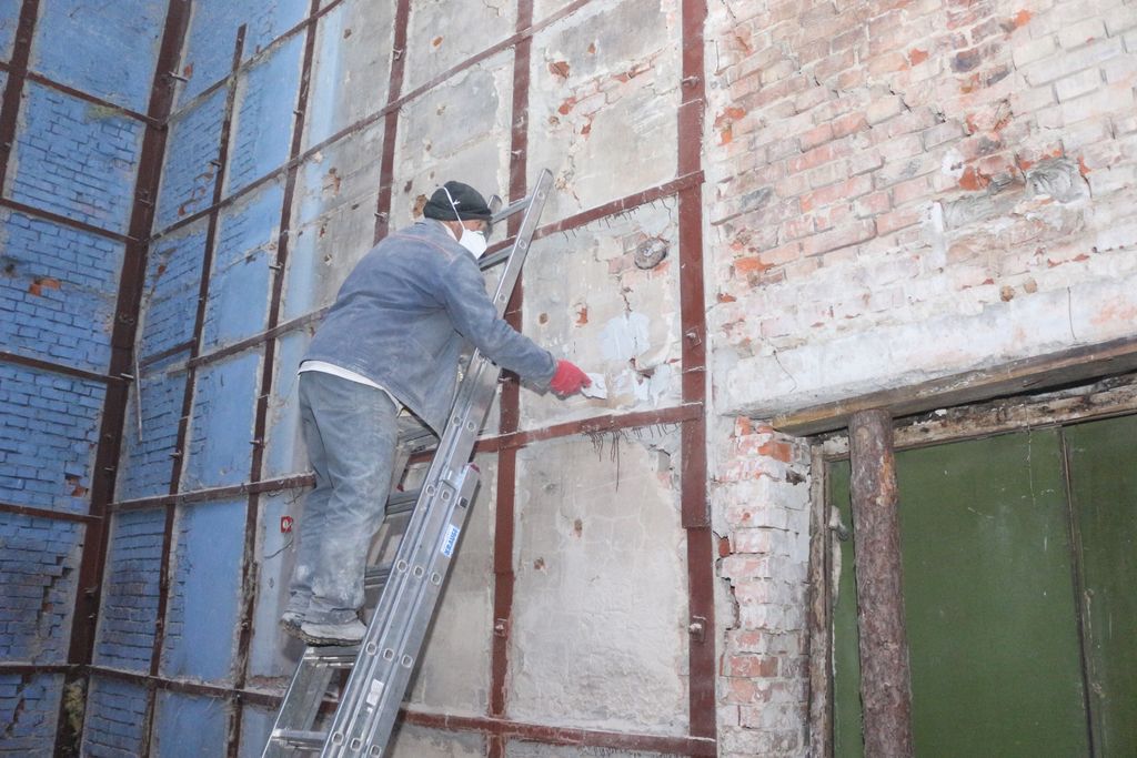 У Чернігові триває ремонт приміщення обласного молодіжного центру: що вже зробили. ФОТО