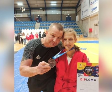 Юна чернігівська самбістка здобула «бронзу» на чемпіонаті Європи. ФОТО